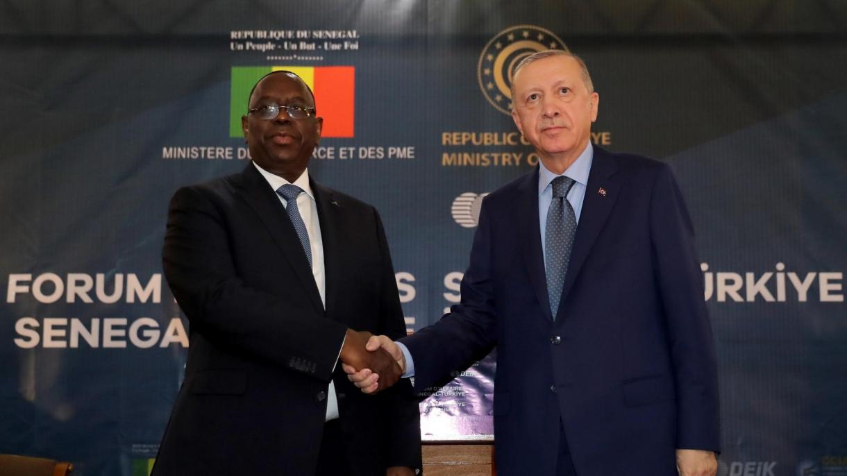 Турция ще продължи да развива отношенията си със Сенегал...