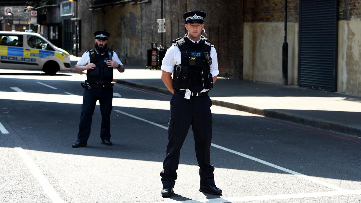 Londra, un uomo accoltellato davanti al Ministero dell’Interno