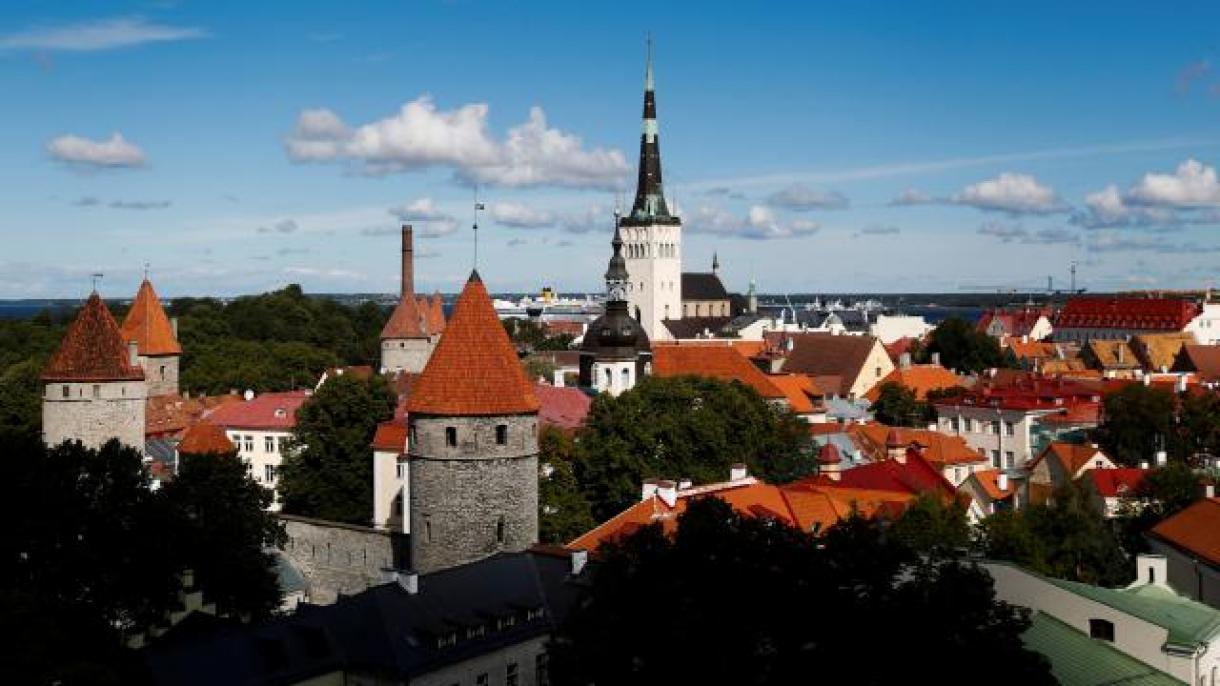 Эстония "Руки Вверх" тобын шектеді