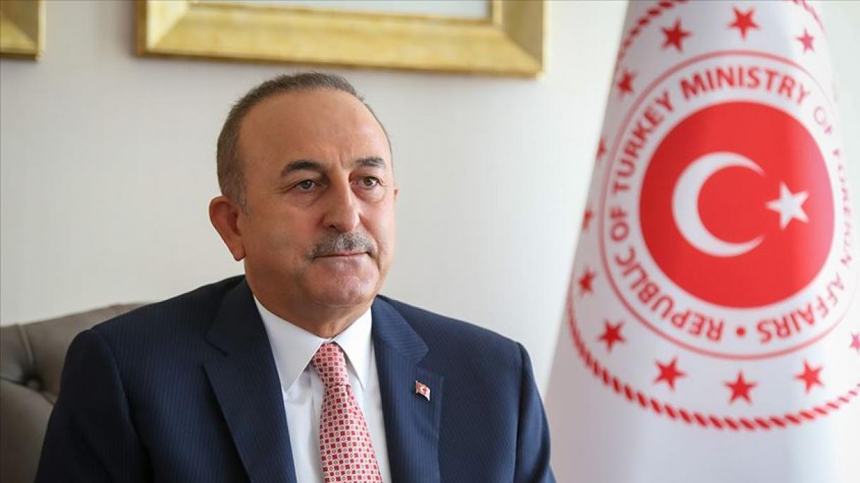 Çavuşoğlu: "El problema no se resolverá a menos que Armenia se retire del territorio azerbaiyano"
