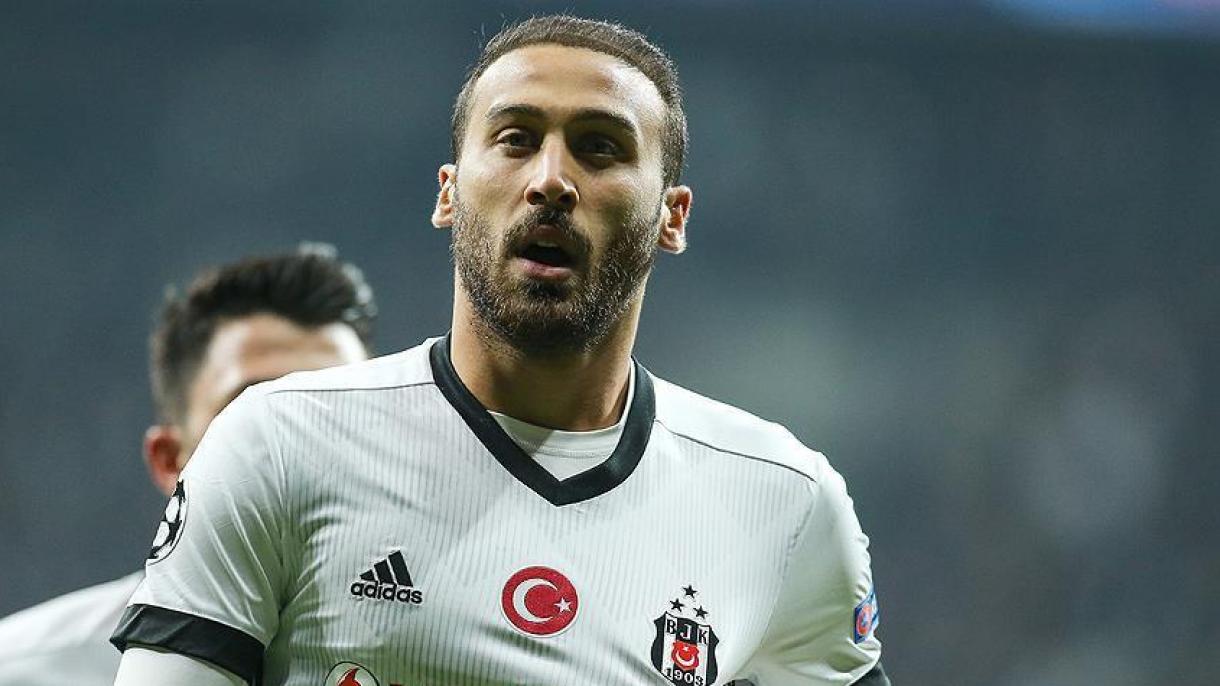 Az Everton átigazolta Cenk Tosun a török válogatottat