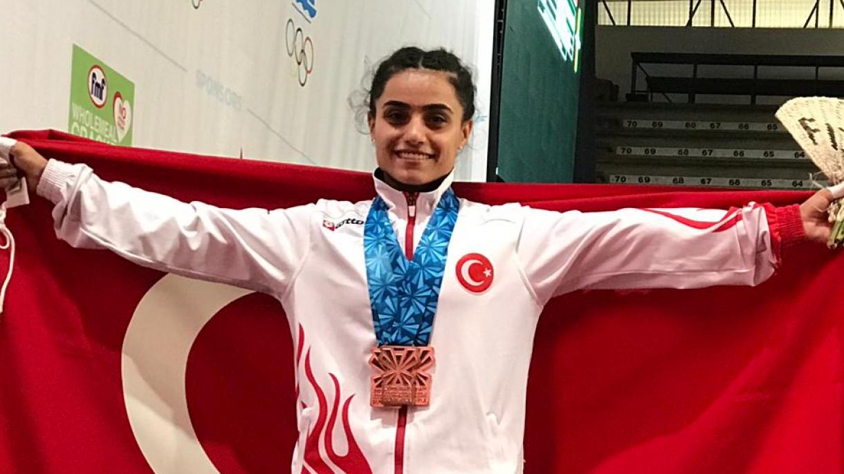 Turquia ganha oito medalhas no Campeonato Mundial Juvenil de Halterofilia