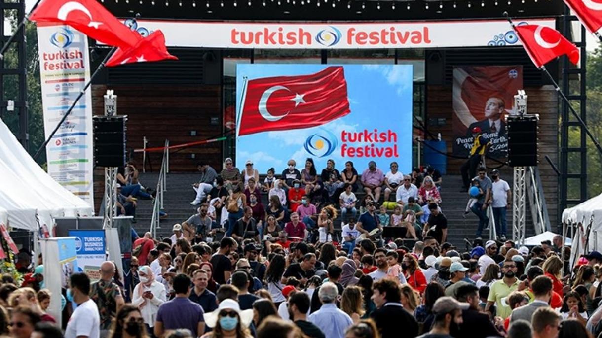 En el Festival Tradicional Turco se presentaron ejemplos notables de la cultura y la cocina turcas