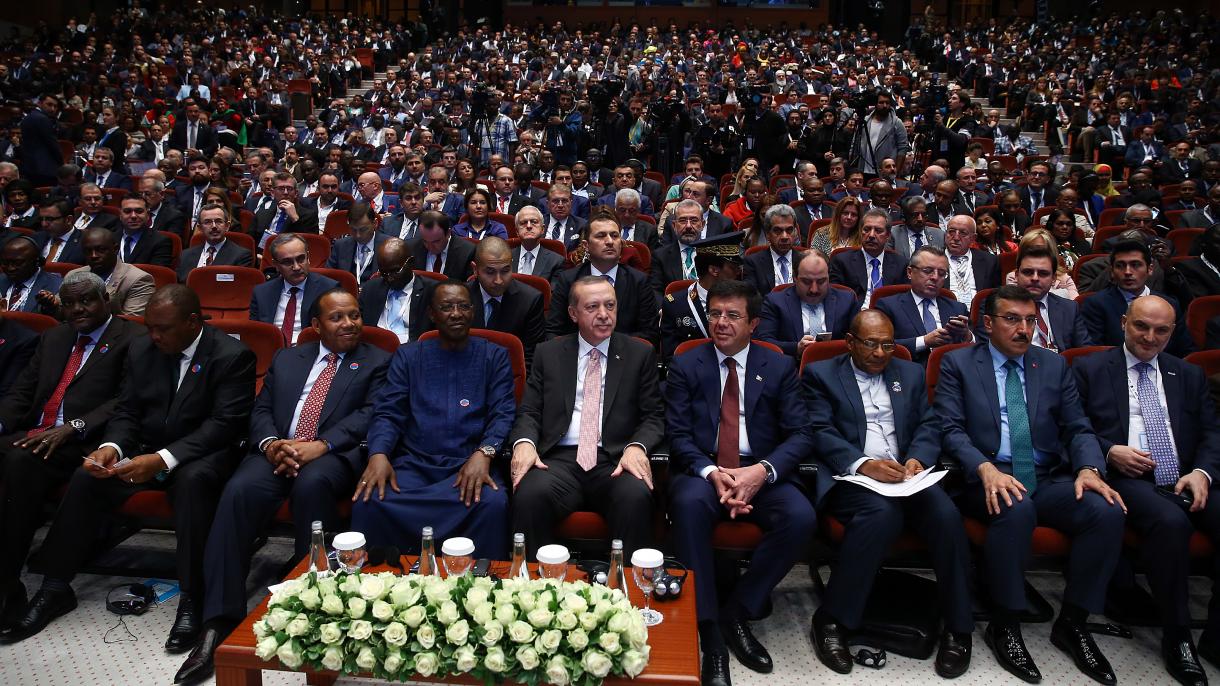 Erdogan Türkiýe-Afrika Ykdysadyýet we Işewürler Maslahatyny açdy