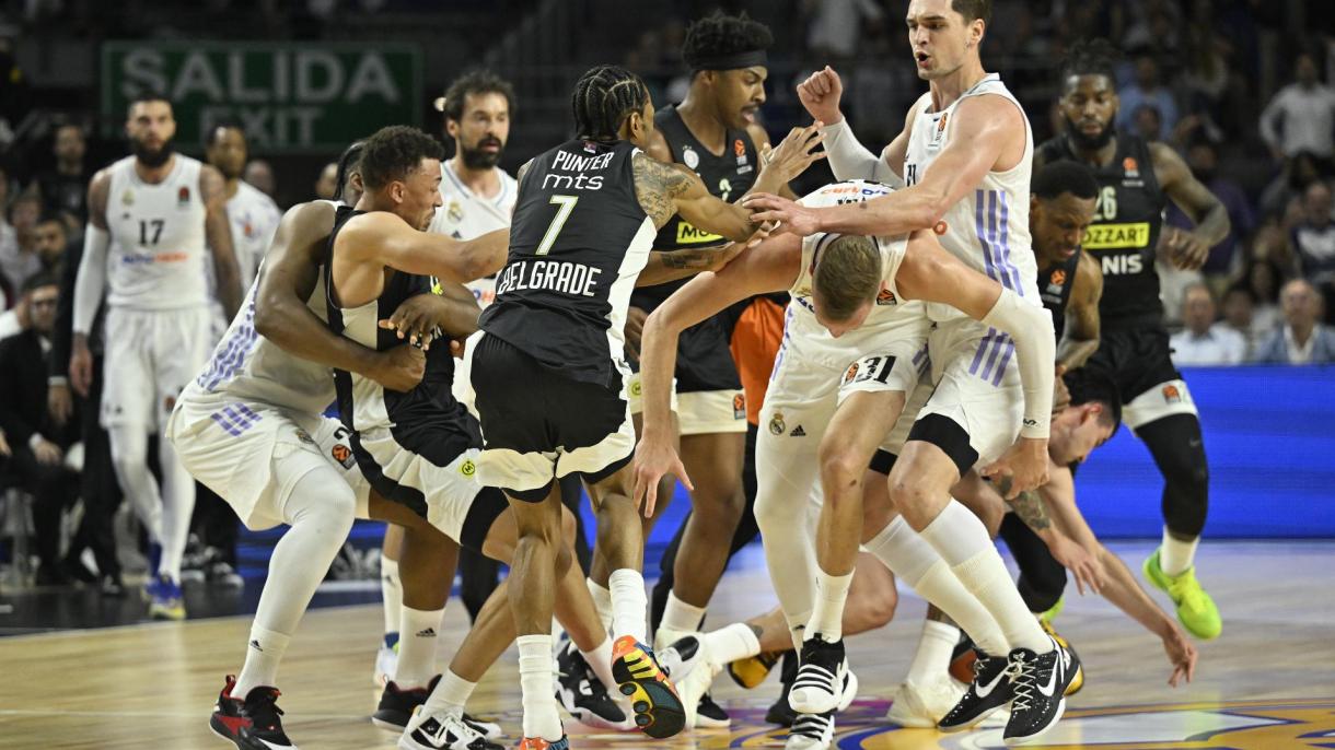 Partida de basquetebol terminou mais cedo em Espanha devido a confrontos físicos