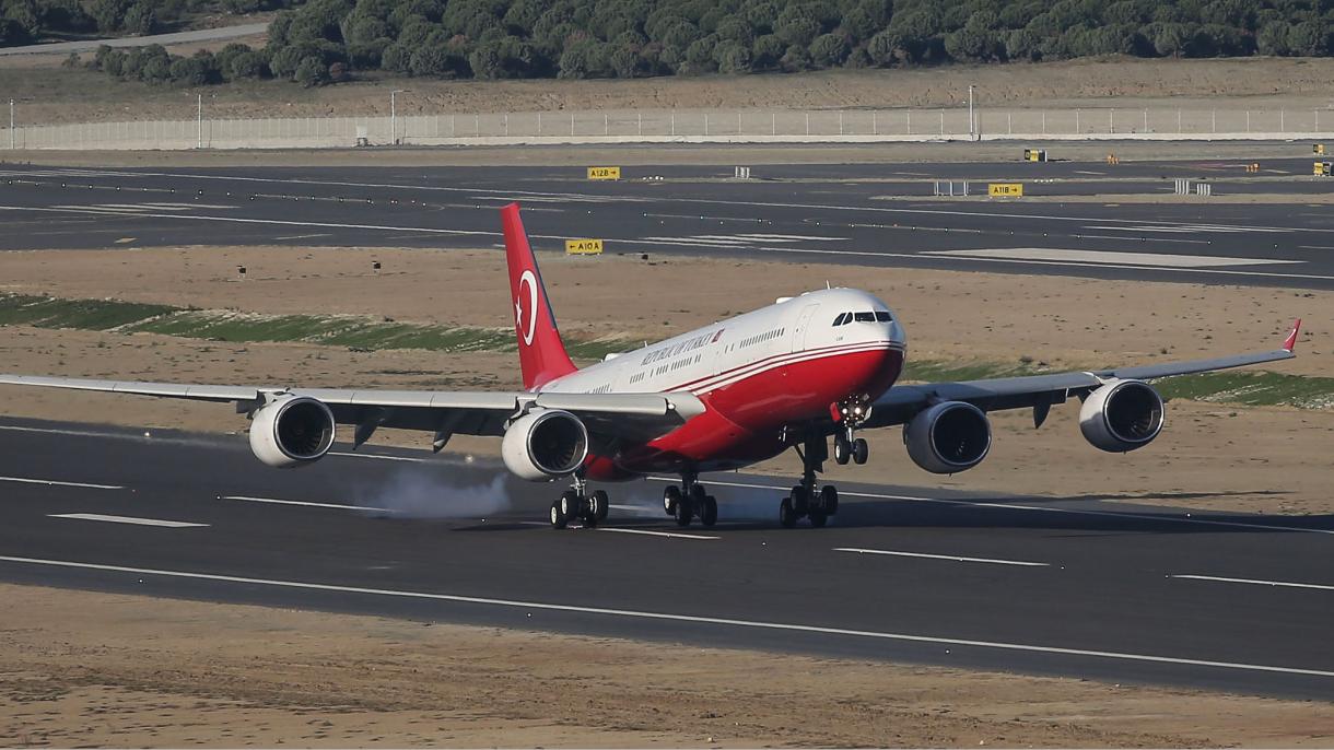 总统埃尔多安乘专机抵达伊斯坦布尔新机场