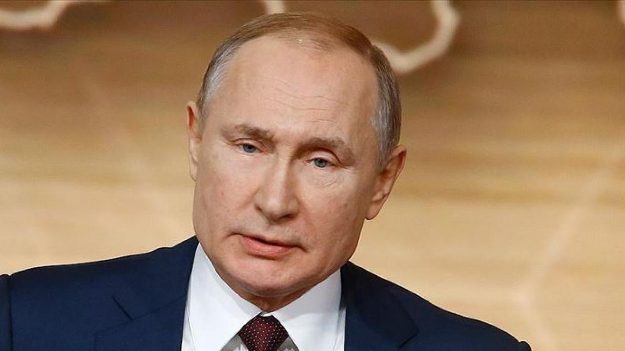Rusiya prezidenti Vladimir Putin 5 generalı işdən azad edib