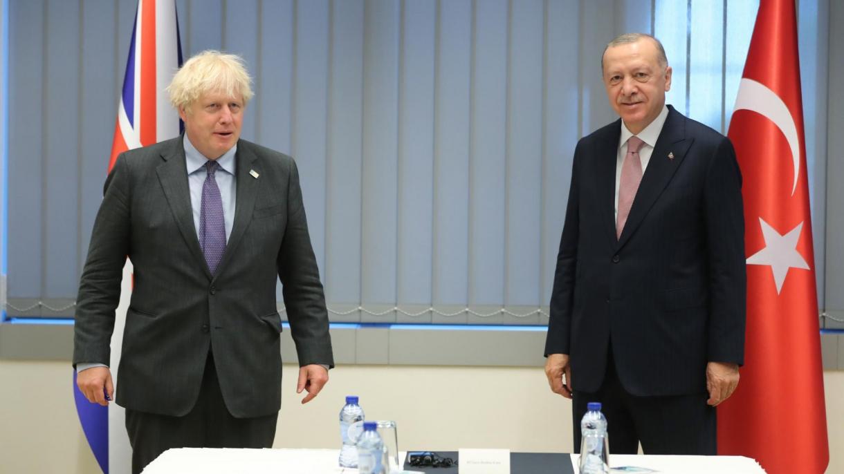 埃尔多安总统和英国首相举行电话会晤