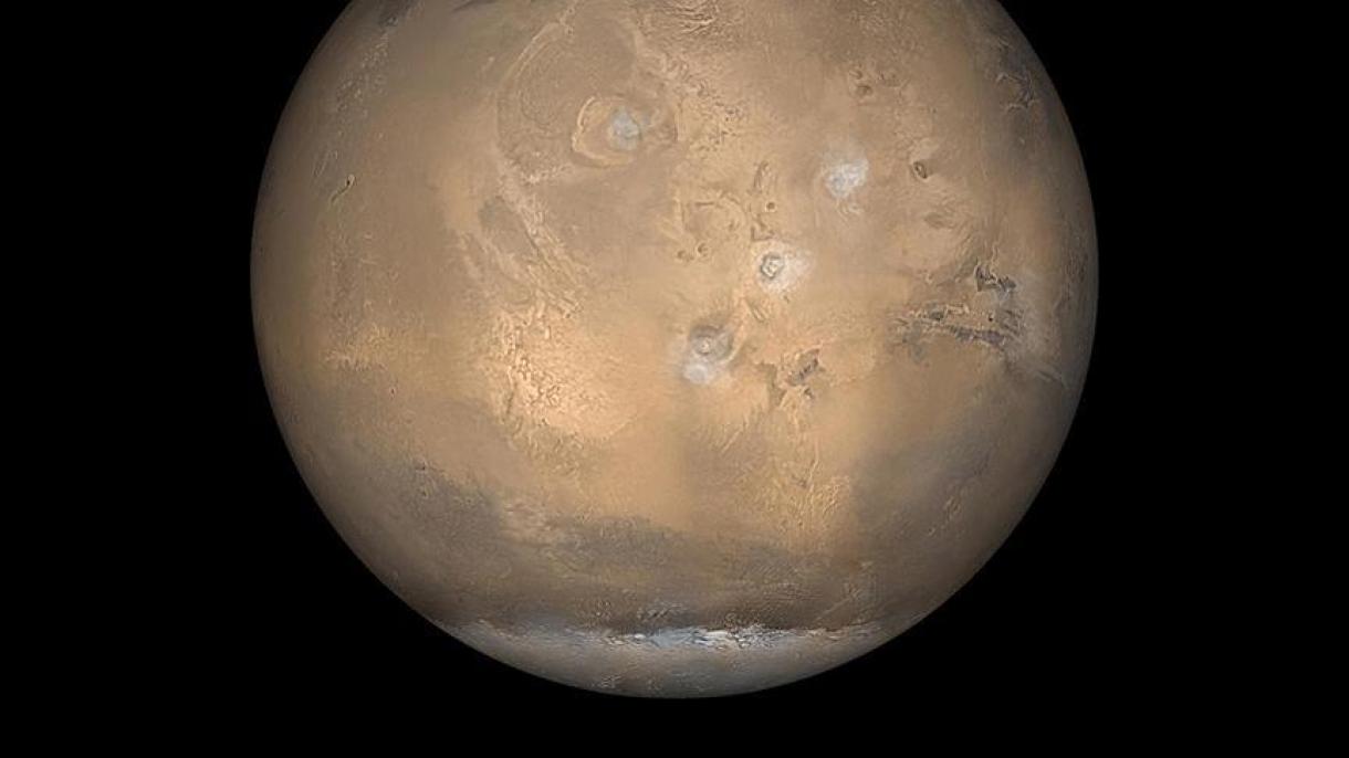 Hay un glaciar inmenso en el Marte