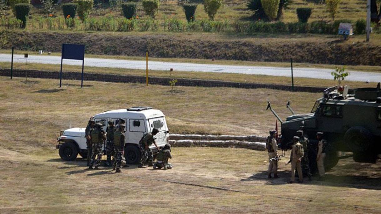 Үндістандағы бомбалы шабуылда 15 кісі мерт болды