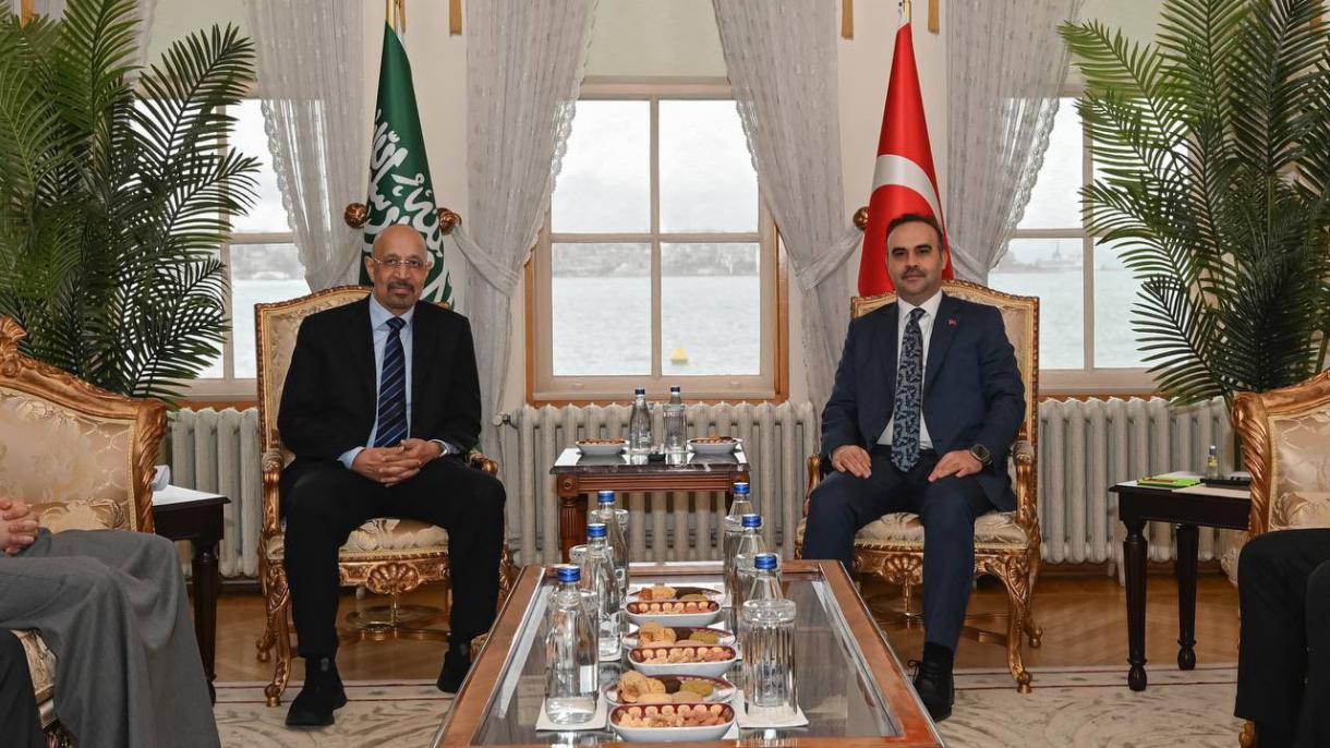 مذاکرات وزیر صنایع ترکیه با وزیر سرمایه‌گذاری عربستان در استانبول