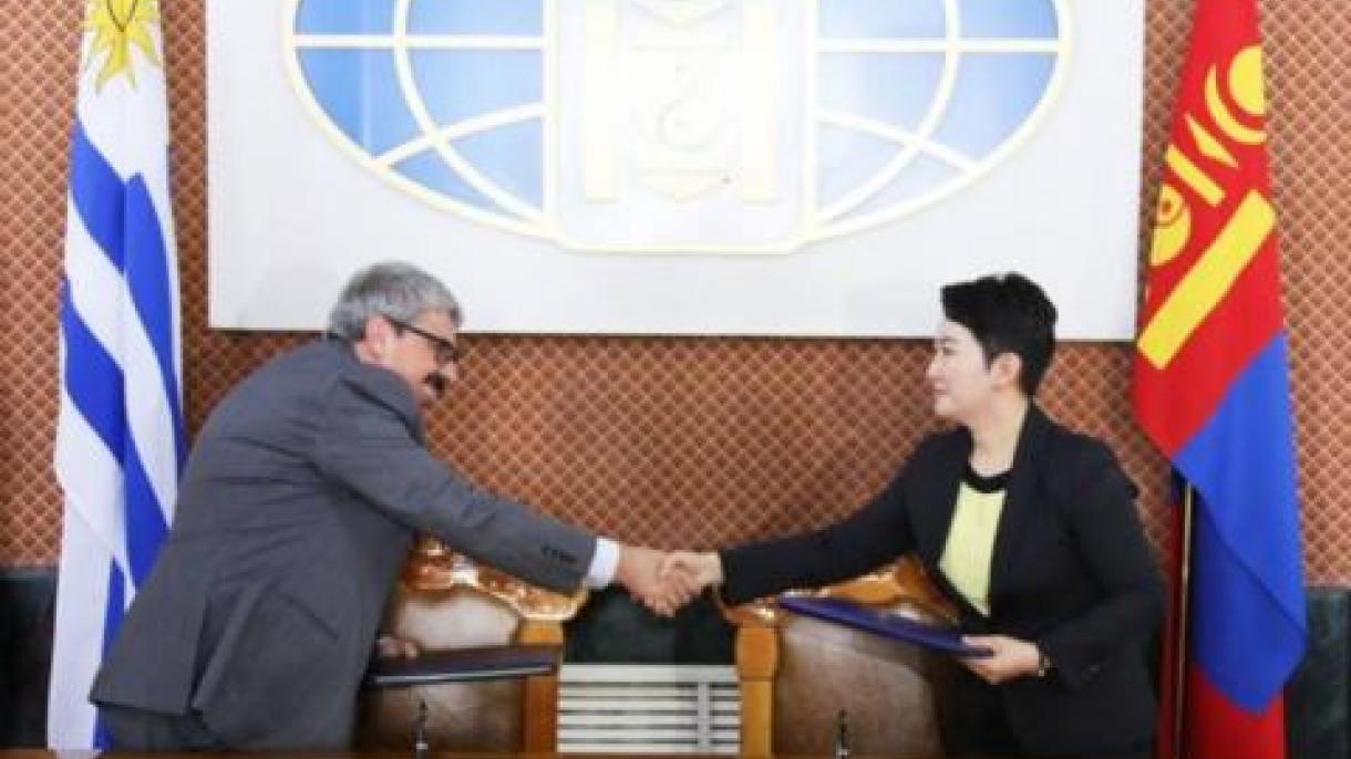 Uruguay y Mongolia acuerdan la exención de visados para sus turistas
