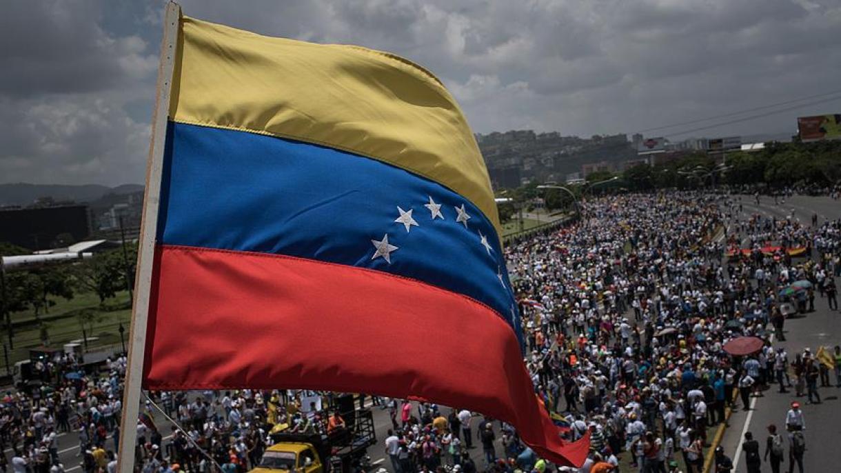 مجلس موسسان ونزوئلا آغاز بکار کرد