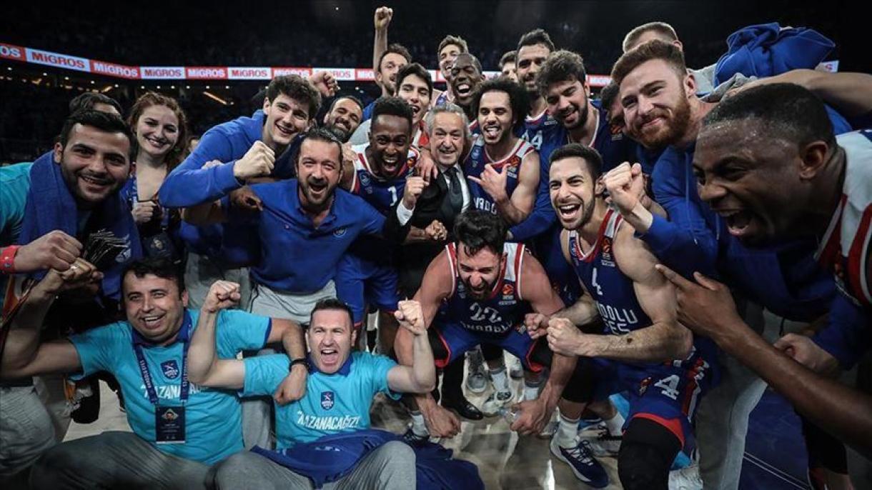 صعود آنادولو افس ترکیه به نیمه‌نهایی لیگ بسکتبال اروپا