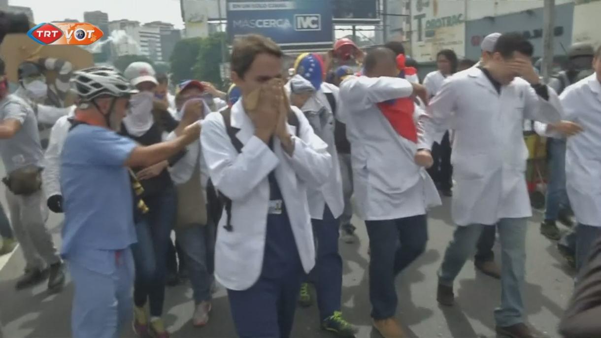 راهپیمایی پزشکان در ونزوئلا