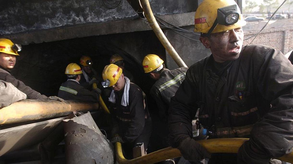 Κατάρρευση στο ανθρακωρυχείο στην Κίνα