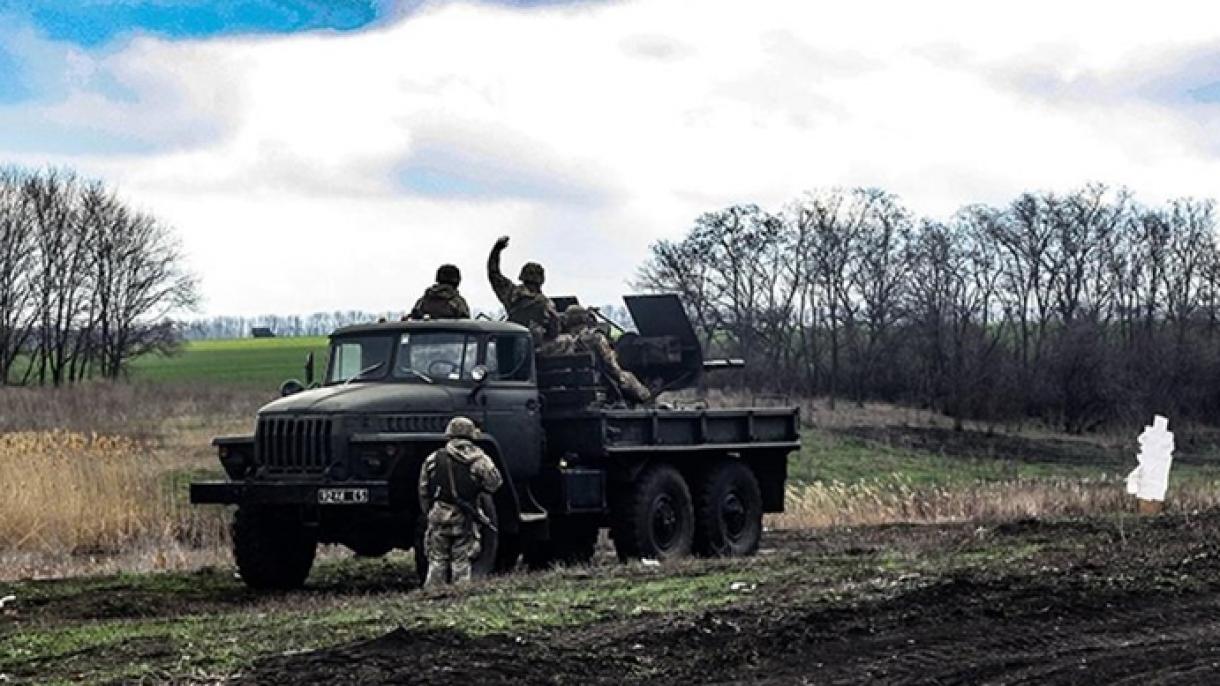 В Донбас загина украински военнослужещ...
