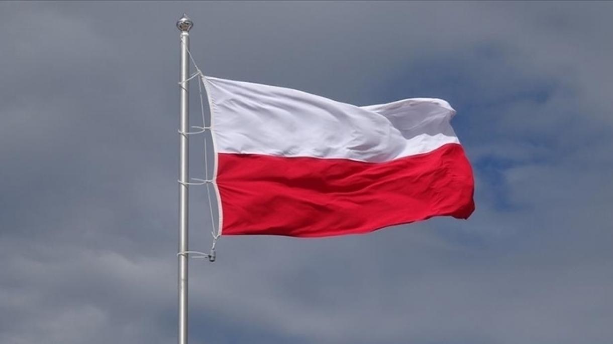 روس یورپ میں ہائبرڈ جنگ چھیڑ رہا ہے، پولینڈ