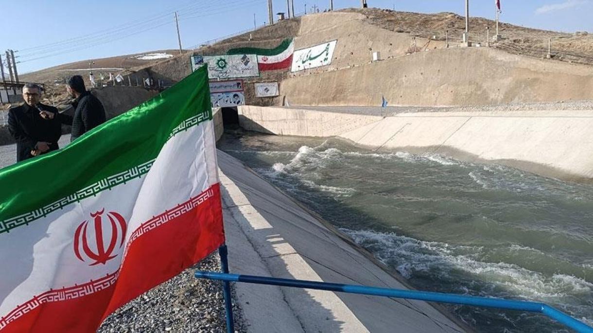 رئیسی طی مراسمی تونل انتقال آب به دریاچه ارومیه را افتتاح کرد