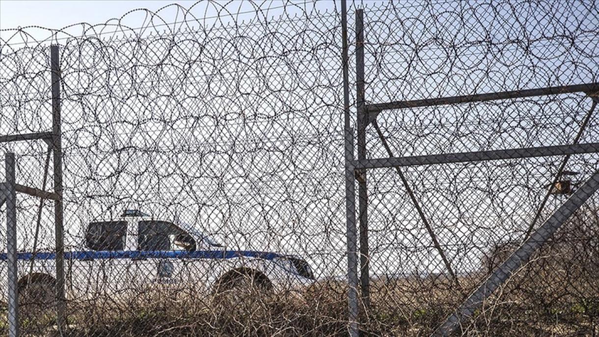 یونانی سرحدوں پر غیر قانونی تارکین وطن کے  لیے 35 کلو میٹر طویل خاردار تار