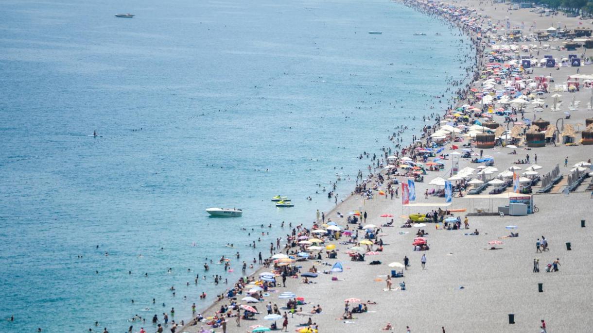 تعداد گردشگران خارجی در آنتالیا از 7 میلیون فراتر رفت