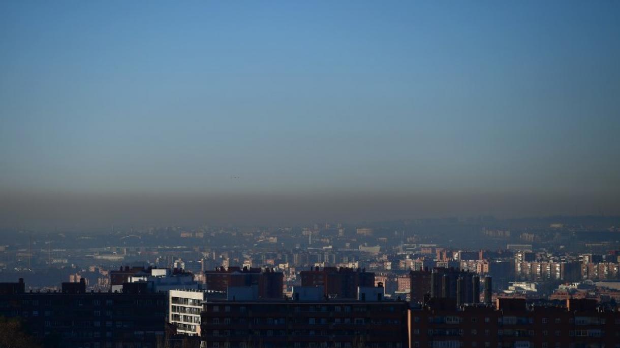 España se tiñe de naranja por la histórica tormenta de polvo