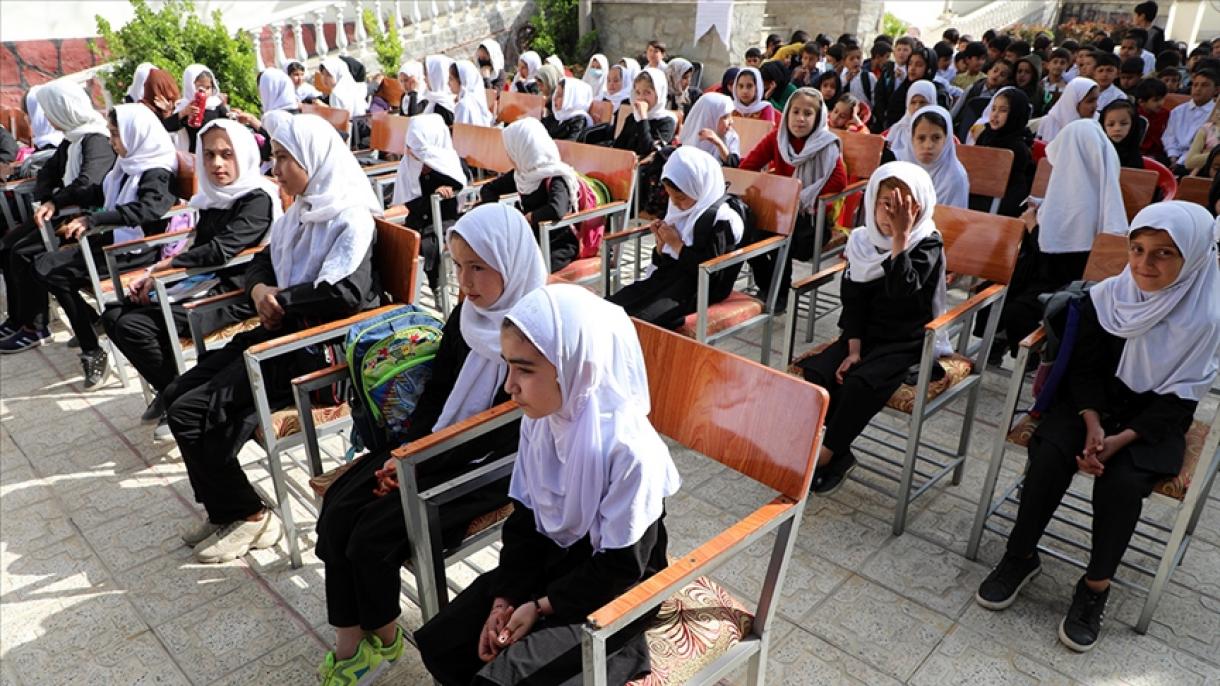 افغانستانده گی مکتبلرده تعلیمی ییل باشله دی