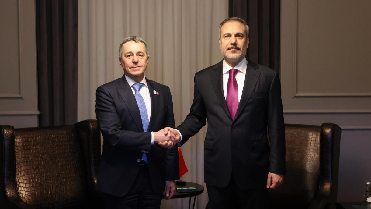 حضور وزیر خارجه ترکیه در مجمع دیپلماتیک آنتالیا