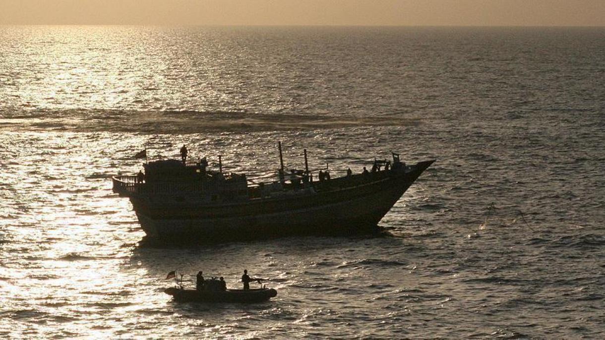 یک کشتی دارای پرچم ایران در سومالی توقیف شد