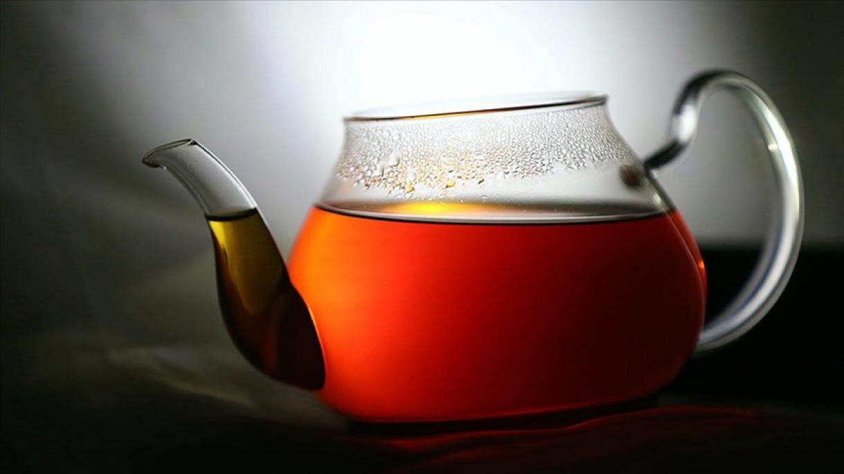 Il consumo di tè caldo risulta tra i fattori che causano il cancro all'esofago