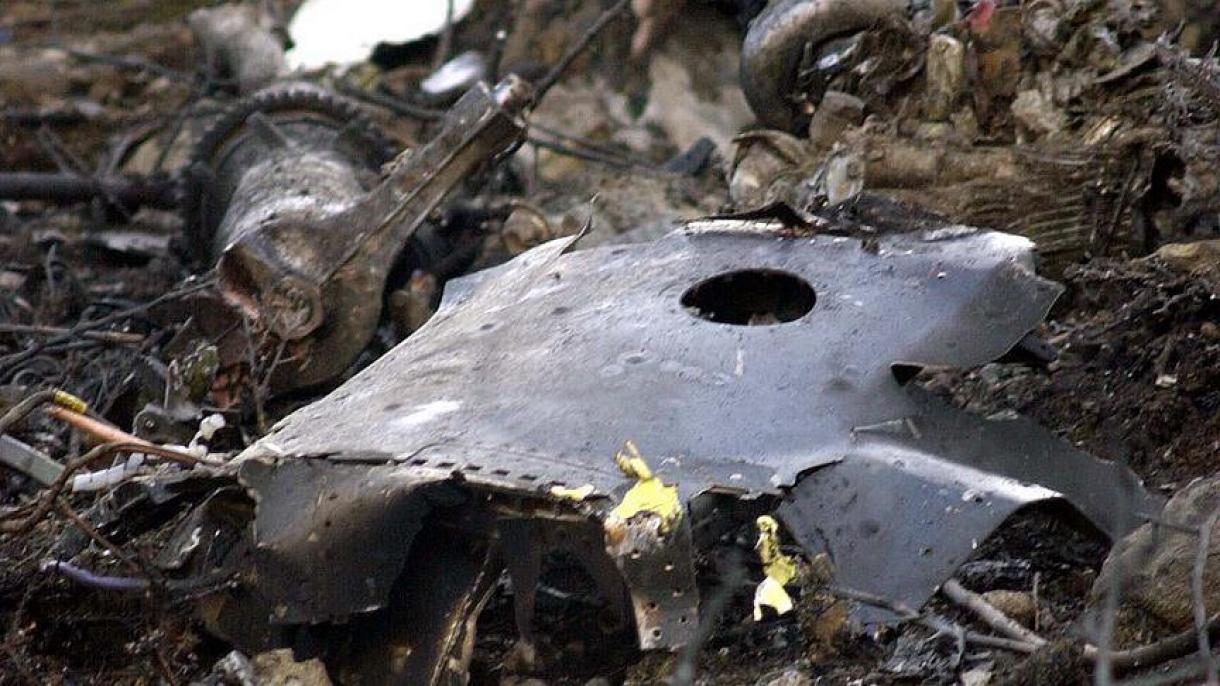 Encuentran los escombros del avión precipitado