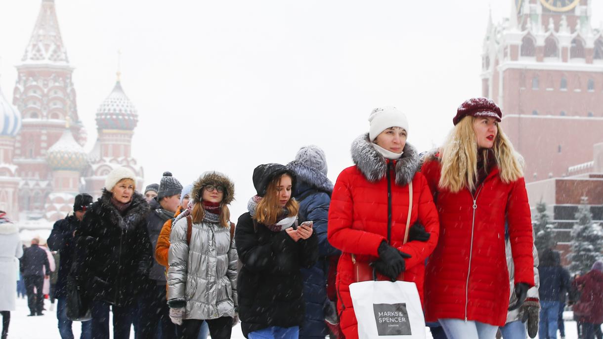 Han evacuado a más de 30 mil personas en Moscú debido a denuncias de bomba