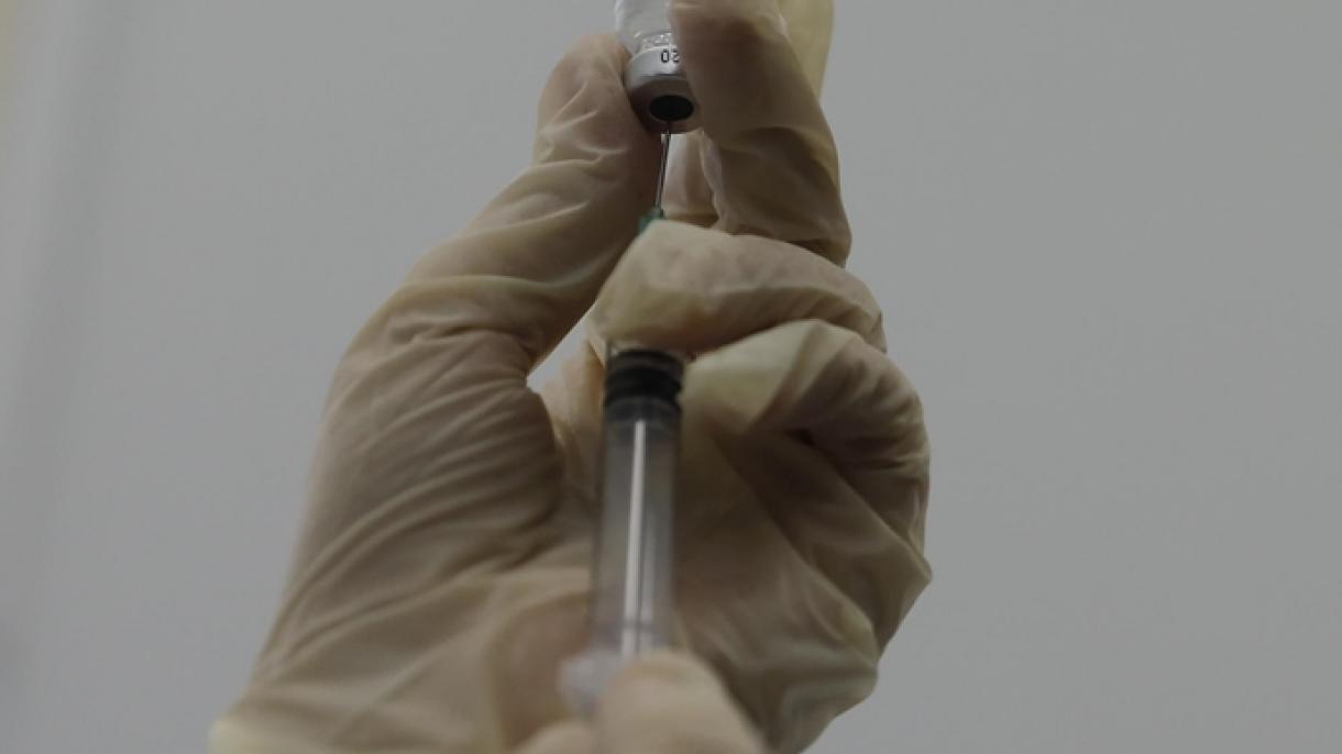 Megkezdték az orosz koronavírus-vakcina gyártását Kazahsztánban