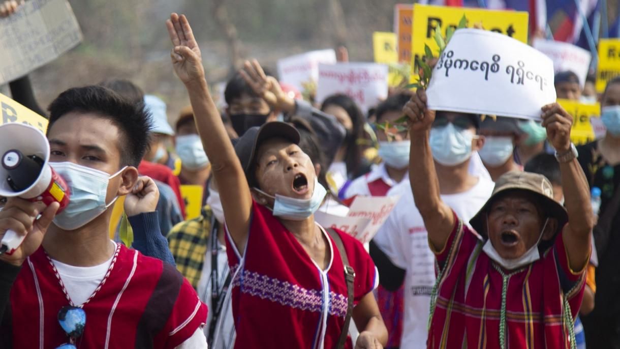 آوارگی دست‌کم 12 هزار نفر در میانمار