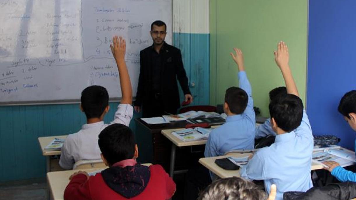 Η UNESCO εκτιμά τις πολιτικές της Τουρκίας για ολοκληρωμένη εκπαίδευση των προσφύγων