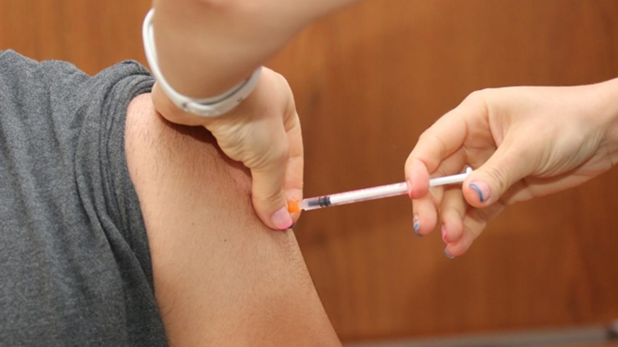 Koca: "A Turquia ocupa o sétimo lugar no mundo em vacinação"