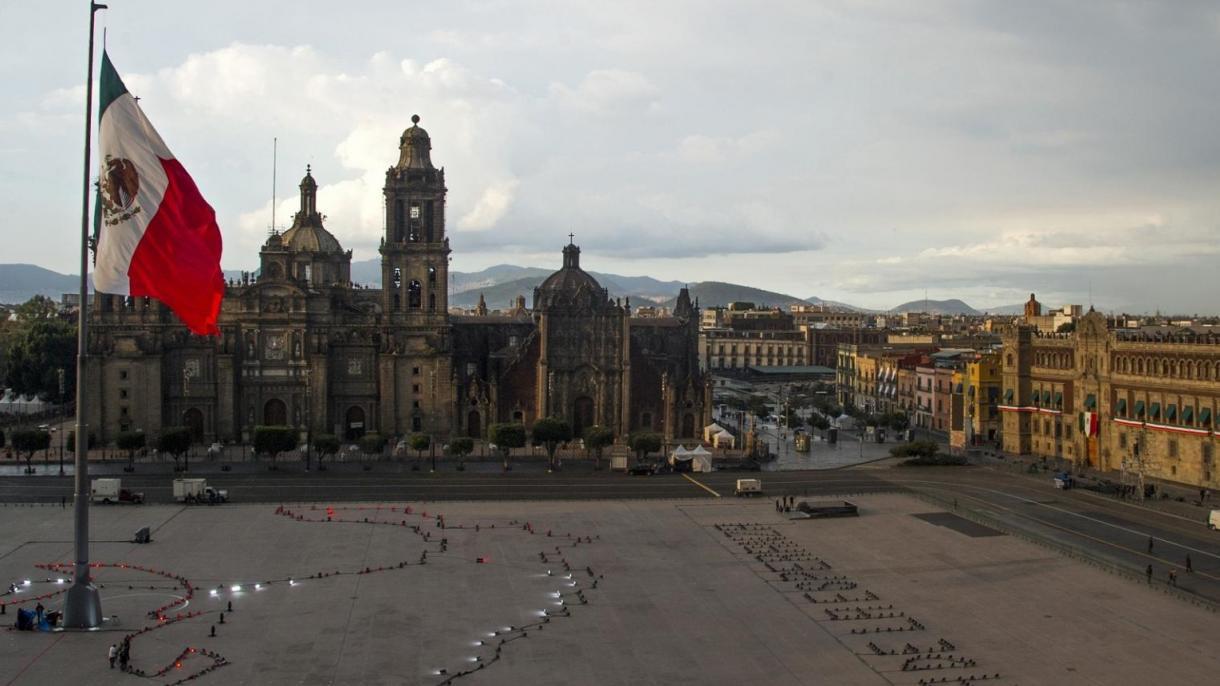 A Cidade do México continuará com uma luz vermelha epidemiológica, apesar da queda nas infecções