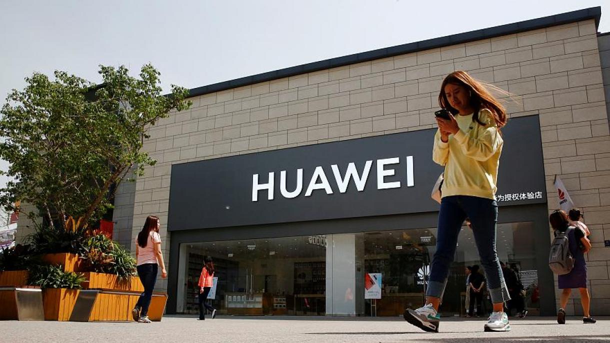 Google taglia i ponti con Huawei