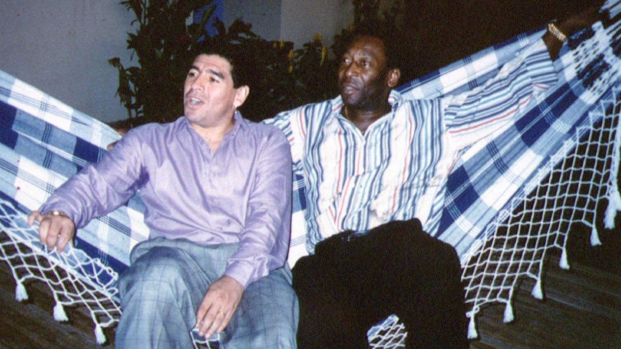 maradona pele.JPG