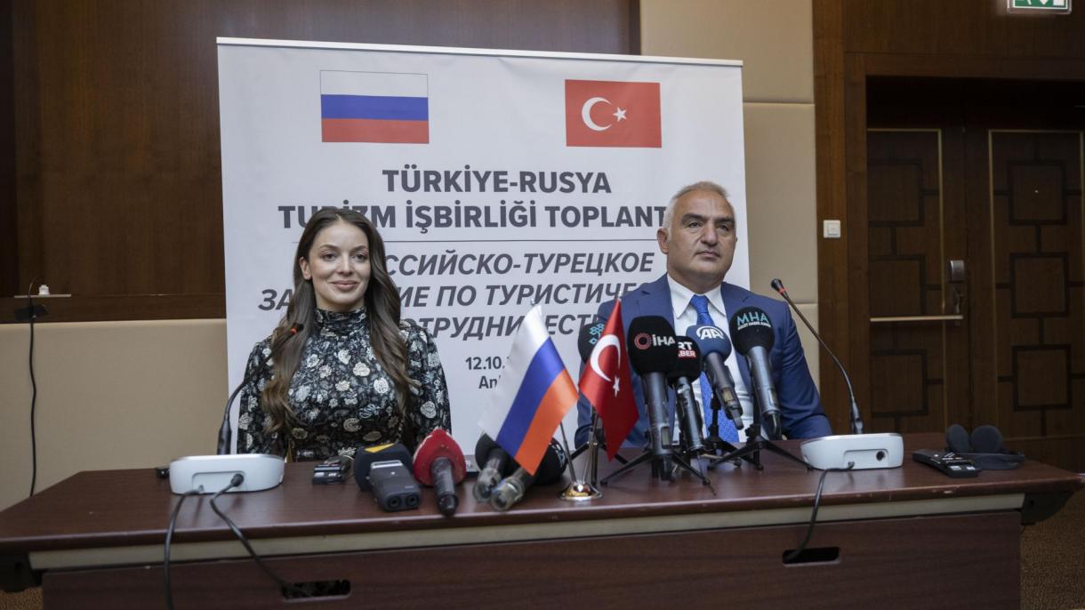Turquía y Rusia firman un Plan de Acción Conjunto en el Turismo
