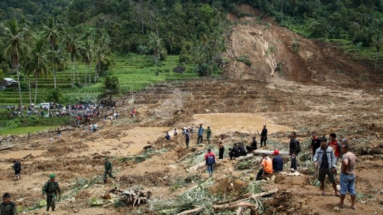 رانش زمین در اندونزی جان 24 نفر را گرفت
