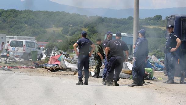 یونان: ایدومینی کا  مہاجر کیمپ بند،پناہ گزینوں کی دیگر کیمپوں میں منتقلی