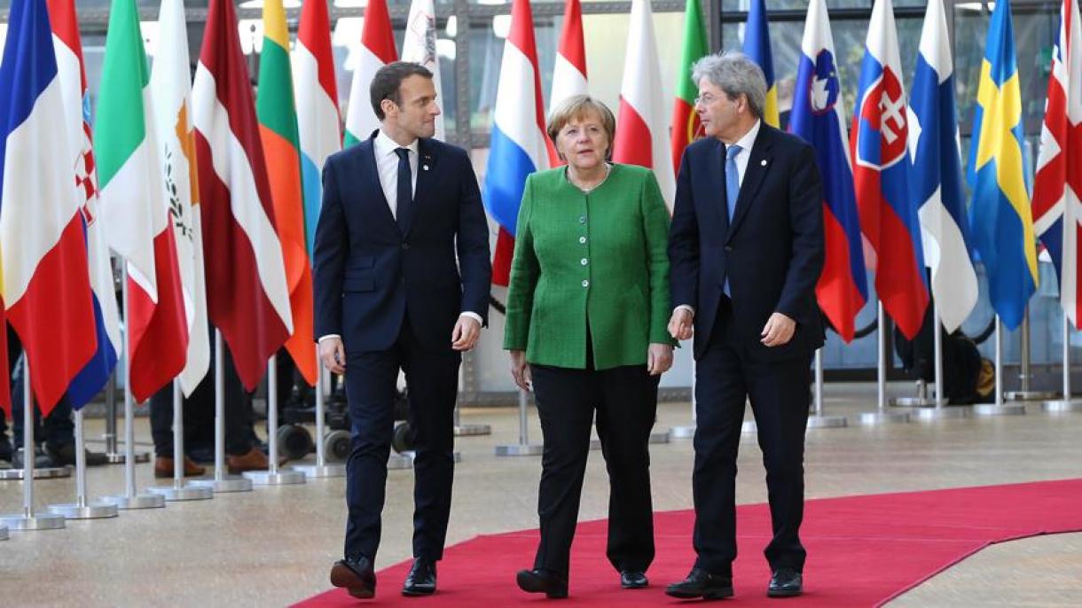 Megkezdődött az uniós állam- és kormányfők informális csúcstalálkozója Brüsszelben