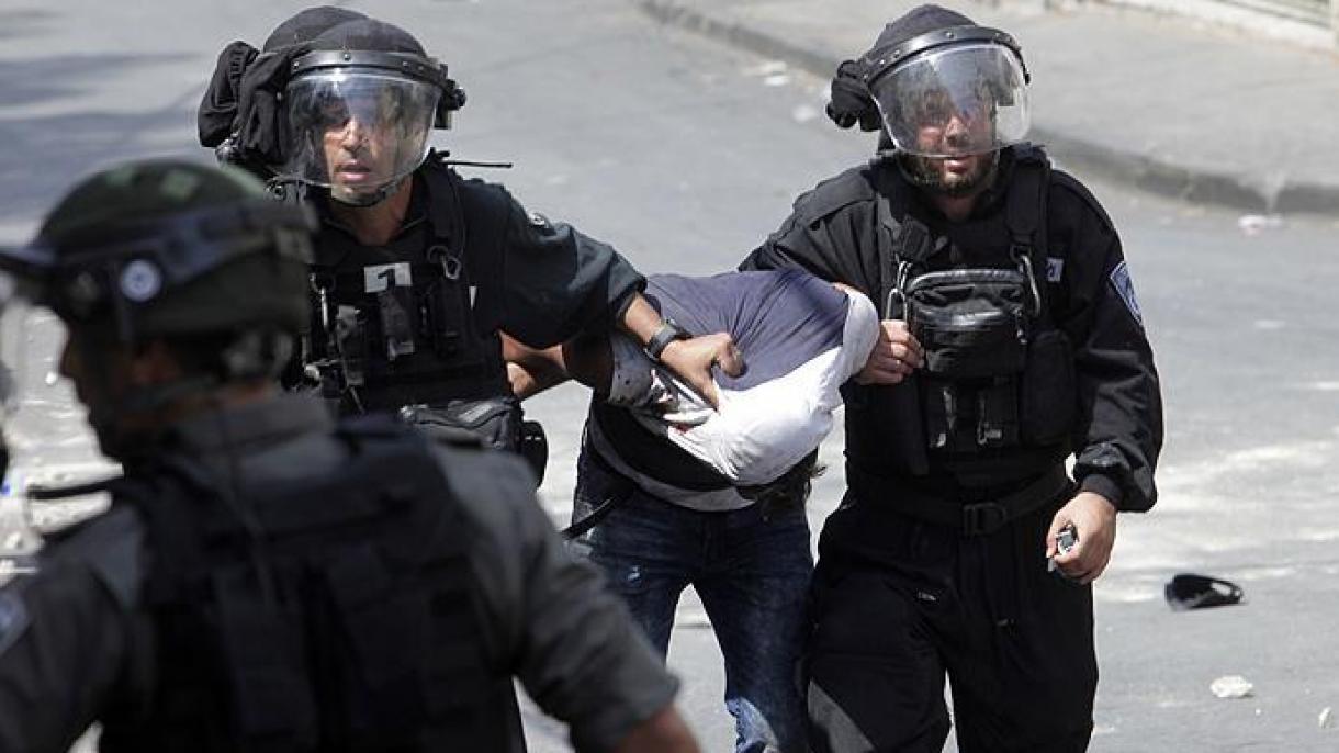 Las fuerzas israelíes continúan deteniendo a los palestinos en los lugares bajo la ocupación
