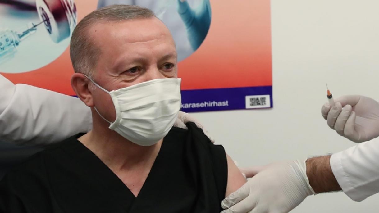 Ердоган получи втората доза от ваксината срещу COVID-19