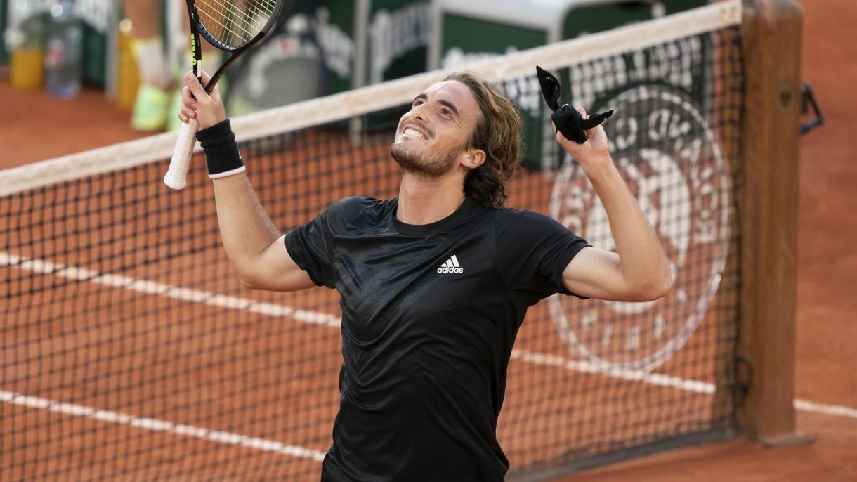 Tsitsipas.JPG