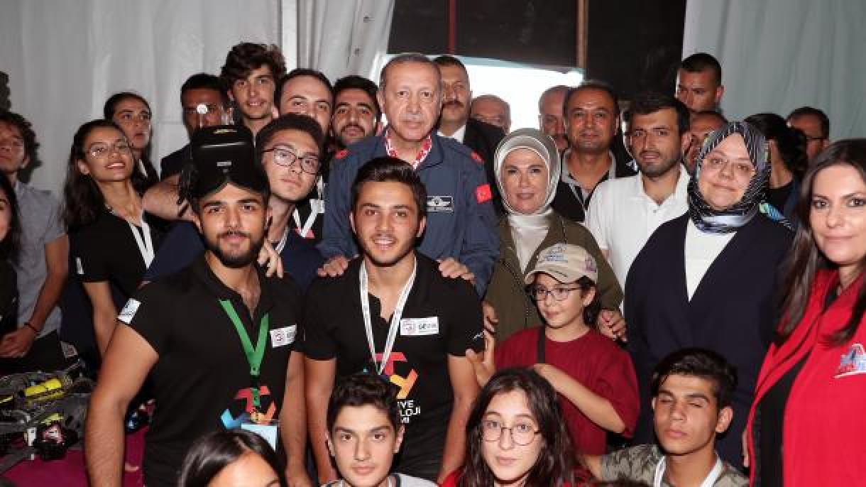 Erdogan discursa no Festival Teknofest em Istambul