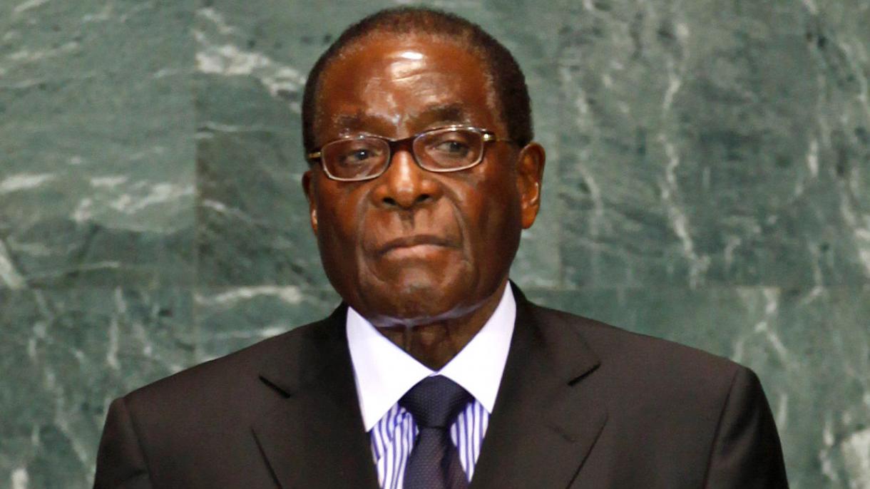 Renuncia do seu cargo o presidente do Zimbabwe, Robert Mugabe