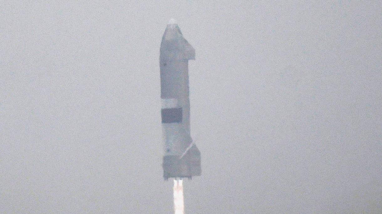 El prototipo del transbordador espacial Spacex aterrizó con éxito