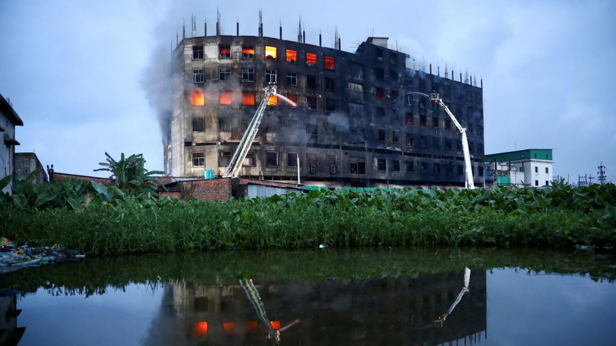 孟加拉国一家工厂发生火灾